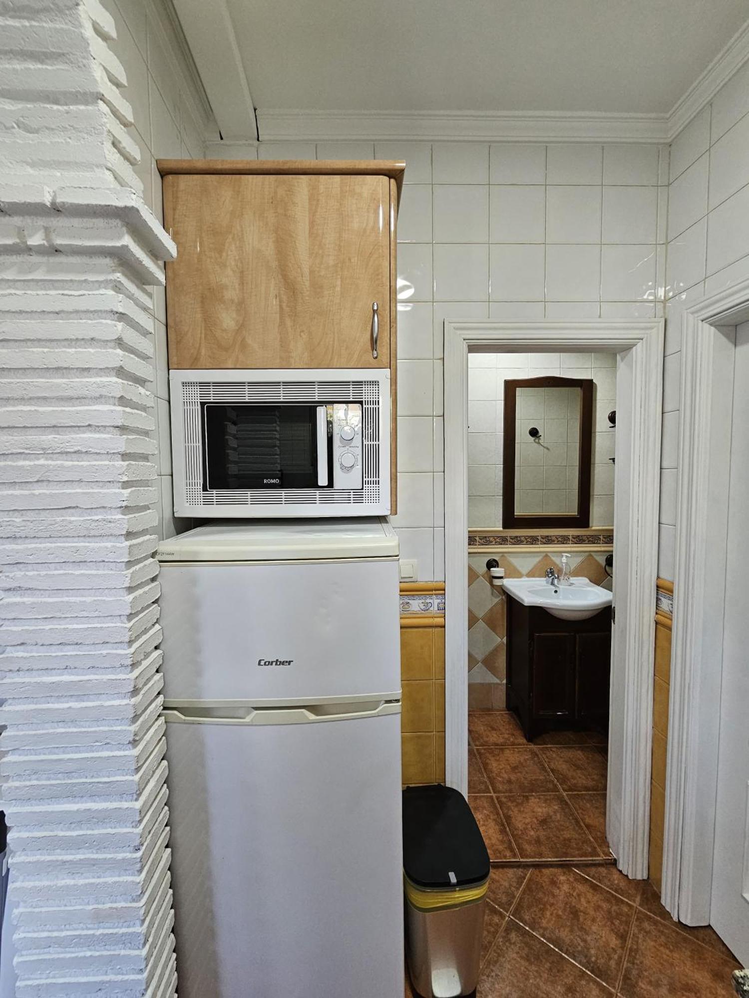 マラガPedregalejo Beach Houseアパートメント エクステリア 写真